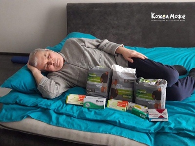 Допомога стареньким під час війни - фото