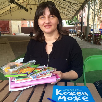 Збираємо дітей до школи. - фото